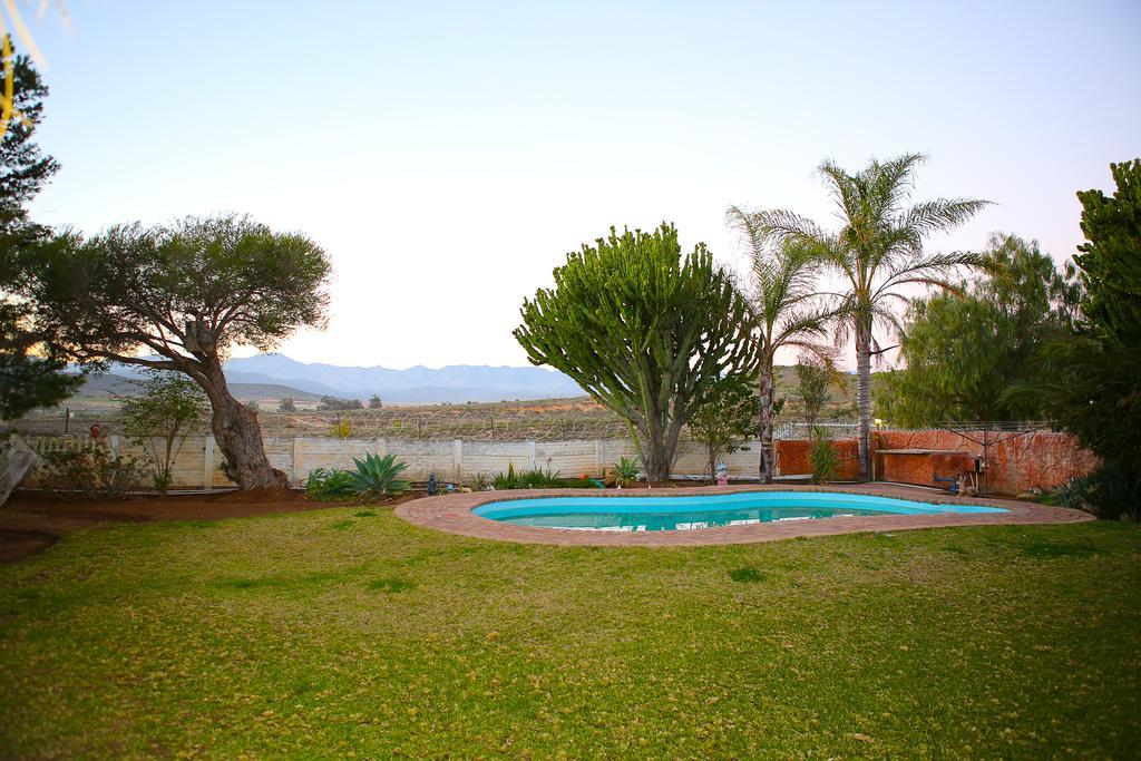 Oudtshoorn Homestay Accommodation Exterior photo